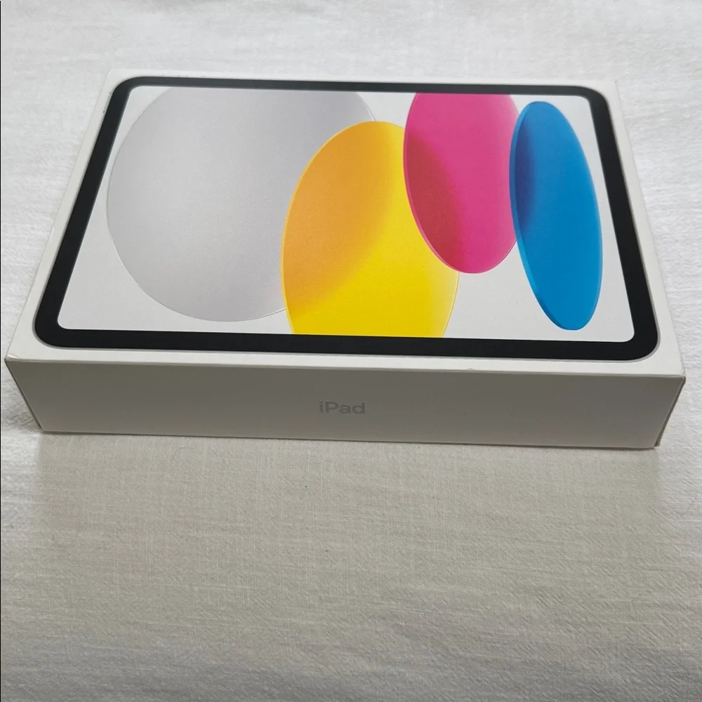 Apple 128GB iPad (A16) Wi-Fi MD3Y4LL/A MODEL A3354 SILVER 2025 BOX ONLY +INSERTS